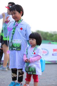 BIB: 
                            <button type="button" onclick="openModal(3656842)" class="btn btn-primary btn-sm float-right btn-popup" data-toggle="modal" data-target=".modal-high-quality">
                        <i class="fas fa-shopping-cart"></i> Add to Cart
                    </button>
                                            <button type="button" onclick="isThisMe(3656842, true)" class="btn btn-success btn-sm float-right btn-popup btn-isme hidden" data-toggle="tooltip" data-placement="bottom" title="นี่คือรูปของคุณใช่ไหม คลิกที่นี่เพื่อเอาเข้าอัลบั้ม">
                        <i class="fas fa-plus"></i> Add to album
                    </button>
                    <button type="button" onclick="isThisMe(3656842, false)" class="btn btn-warning btn-sm float-right btn-popup btn-isnotme hidden">
                        <i class="fas fa-ban"></i> Remove from album
                    </button>